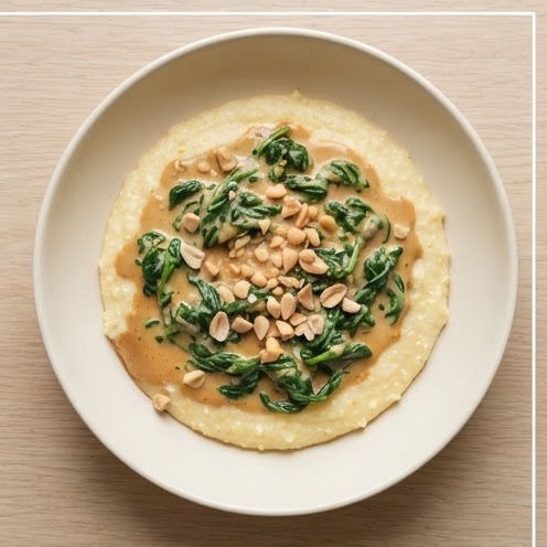 Polenta au beurre de cacahuète et légumes verts façon nsima ya mtedza