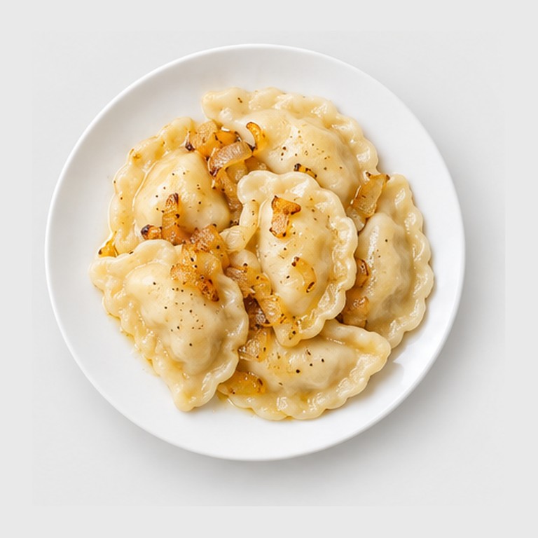 Raviolis bouillis à la pomme de terre et fromage blanc façon varenyky