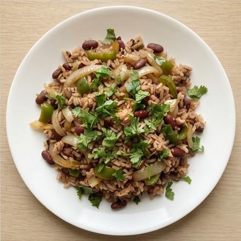 Riz frit aux haricots rouges façon gallo pinto